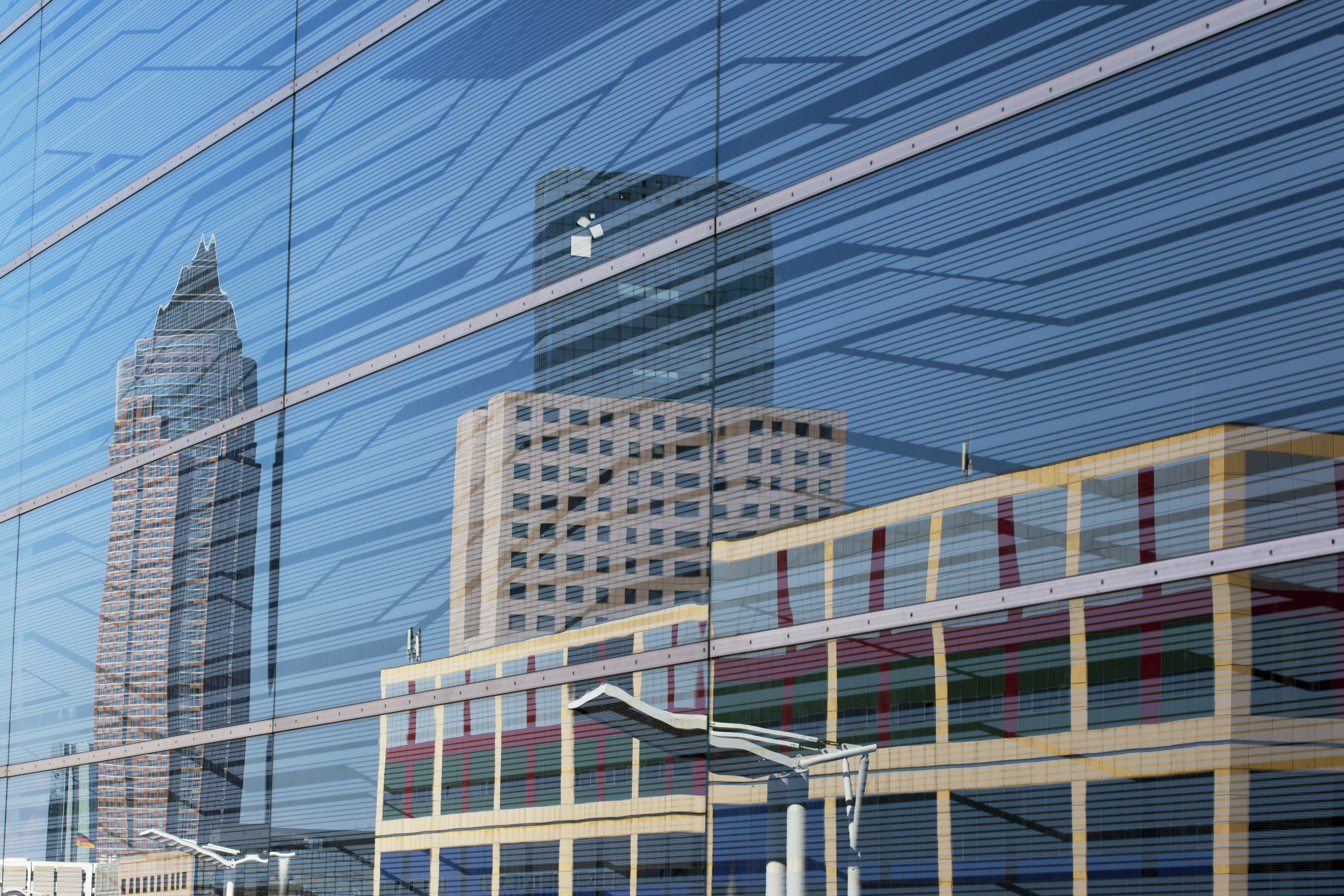 Messe Frankfurt und Messeturm